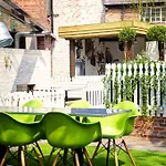 Oddfellows Chester Hotel & Apartments 