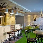 Oddfellows Chester Hotel & Apartments 