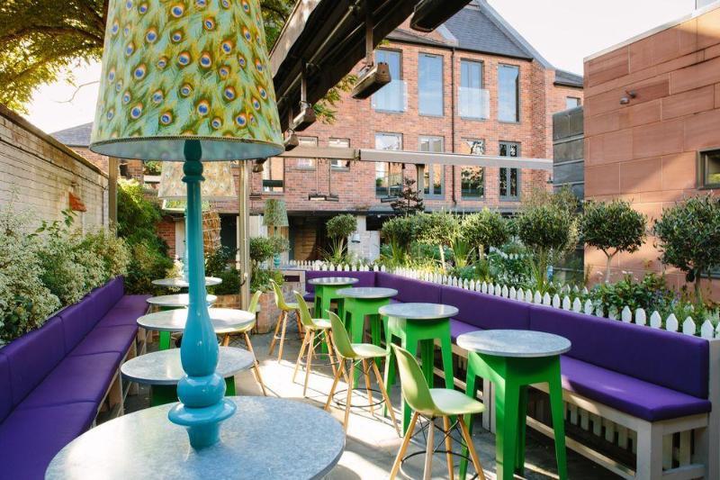 Oddfellows & Hotel